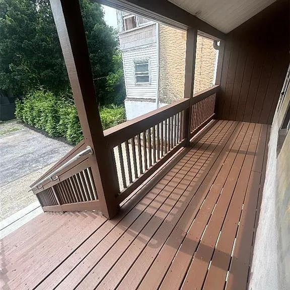 30 Center St — Photo 10