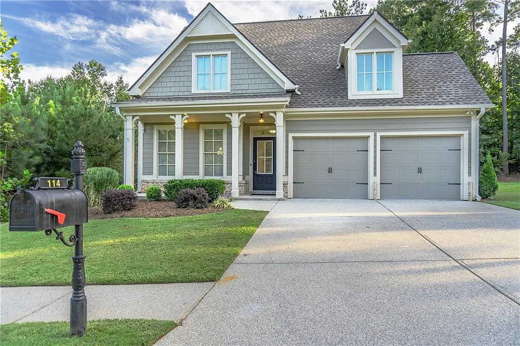 114 Richmond Way photo 1