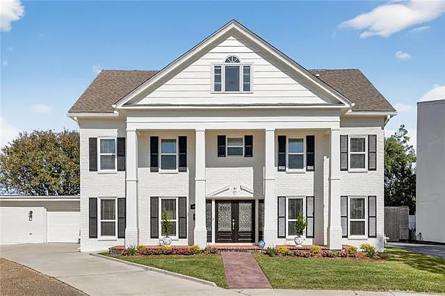 5 bed, 3.5 bath, 3992 sqft, $4,500 — Photo 4