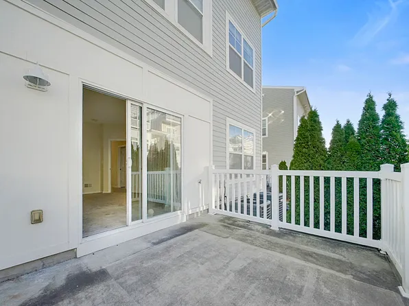 6522 Beach Front Road image 7 of 9