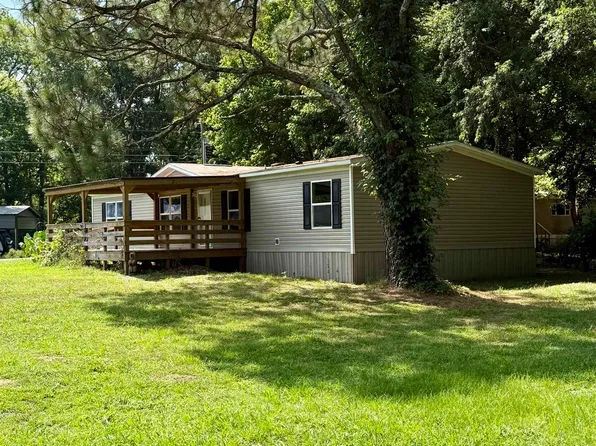 245 Riverside Dr, Pangburn, AR 72121