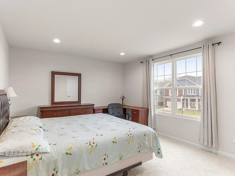 2825 Dillon Dr — Photo 24