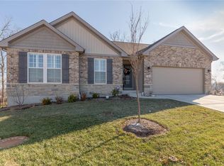 104 Hartford Ct, Fenton, MO