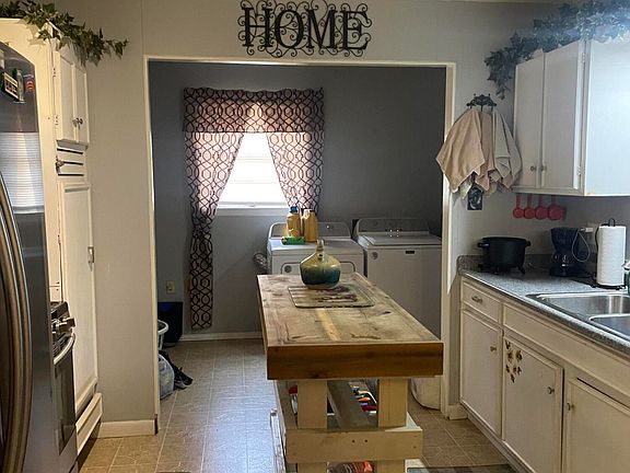 3rd image of 2168 Alice Dr