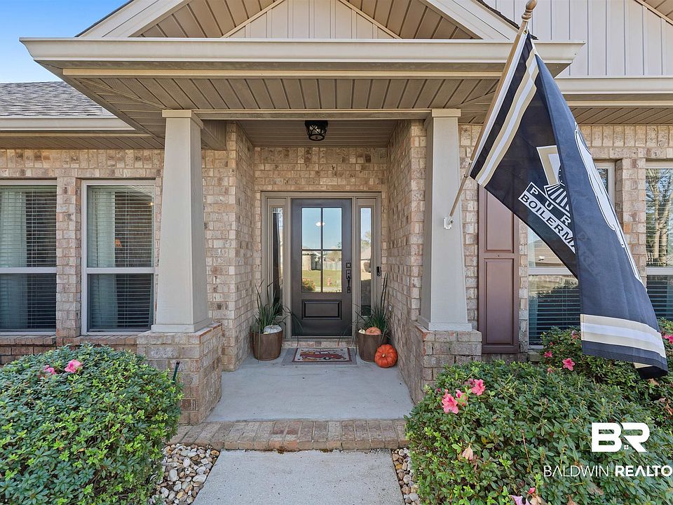 1st image of 12204 Aurora Way
