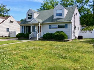 37 Kremer Ave, Eatontown, NJ 07724