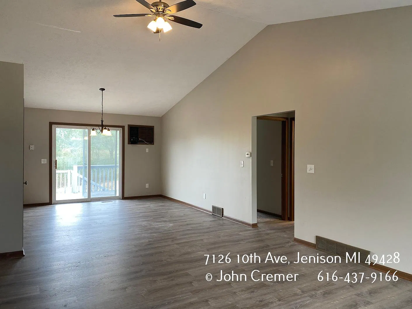 3 bed, 1952 sqft, $2,100 — Photo 3