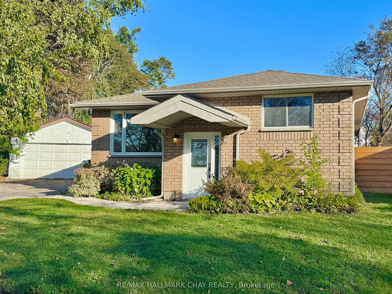 29 Oakley Park Sq photo 1