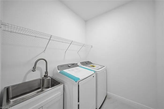 438 Poplar St — Photo 25
