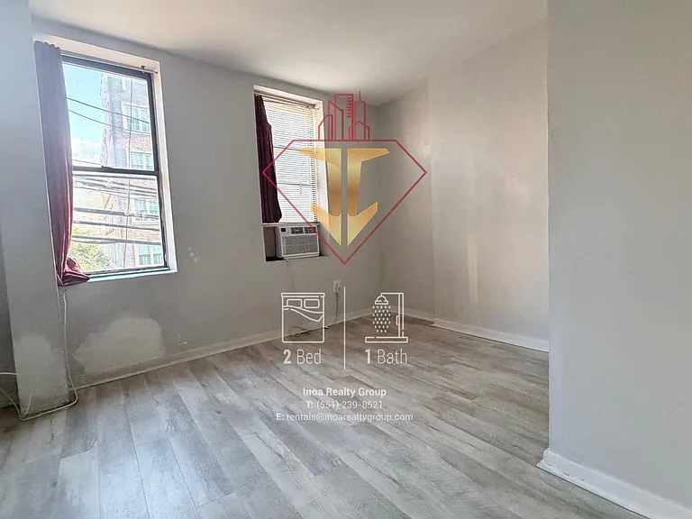 40-42 Broadway #22 — Photo 3