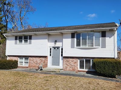 37 Phillips St, Attleboro, MA, 02703