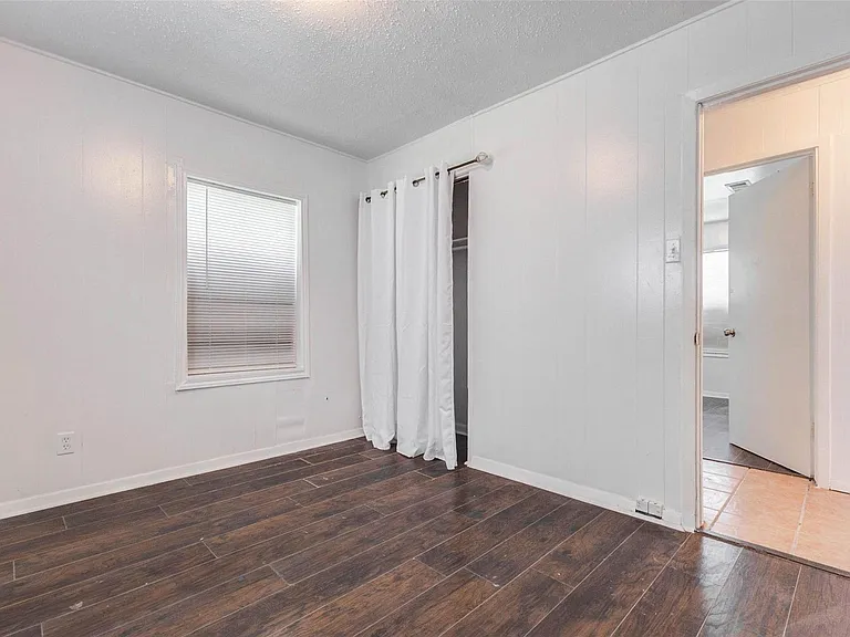 3513 Bloomfield St — Photo 6
