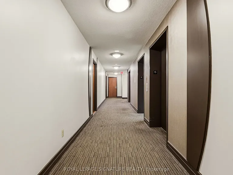 16 Harrison Garden Blvd #1609 — Photo 8