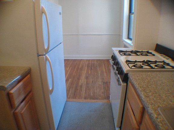 3rd image of 3543 84th St APT 528