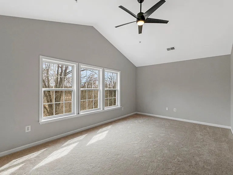946 Monet Dr — Photo 27