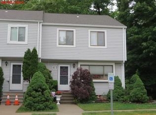63 Shady Ln, Hamburg, NJ 07419