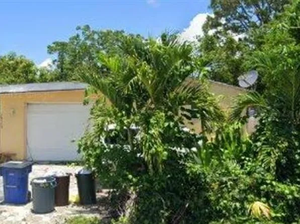 26782 Stardust DR, BONITA SPRINGS, FL 34135