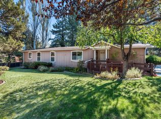 1028 SE Black Ridge Pl, Bend, OR 97702