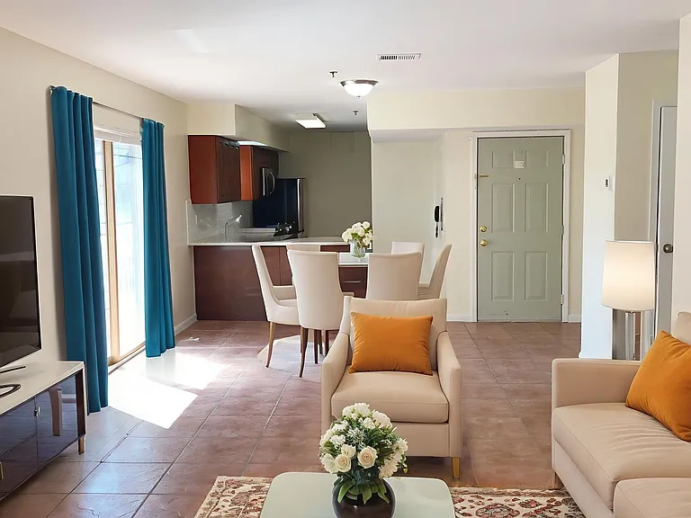 722 Sip St — Photo 1