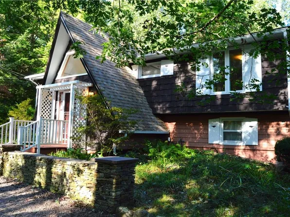 63 K G Ranch Rd, Richmond, RI 02832