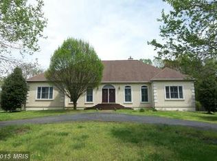 5509 River Rd, Fredericksburg, VA 22407
