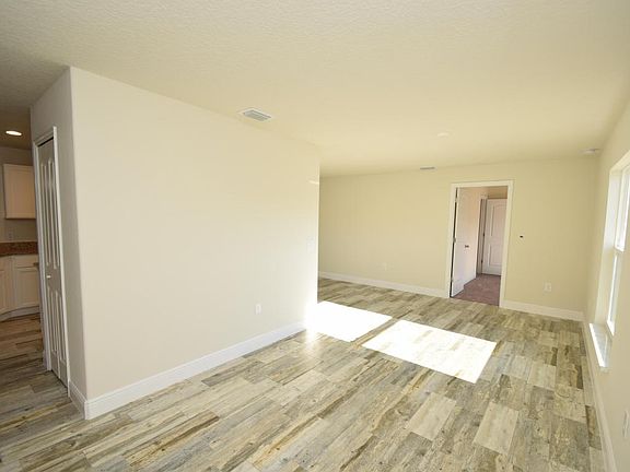 5th image of 2663 Peralta Dr SE