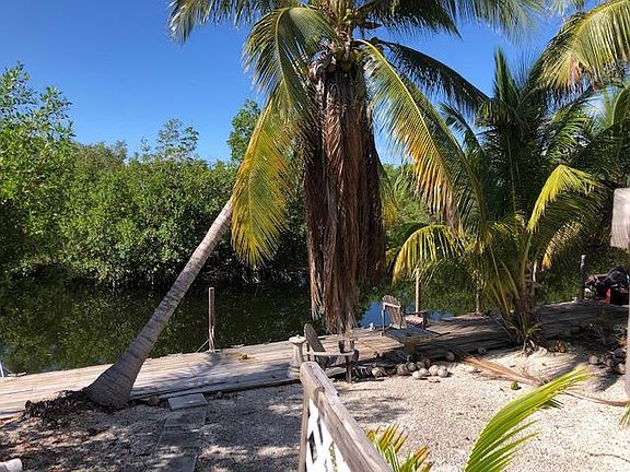 3rd image of 27352 Antigua Ln