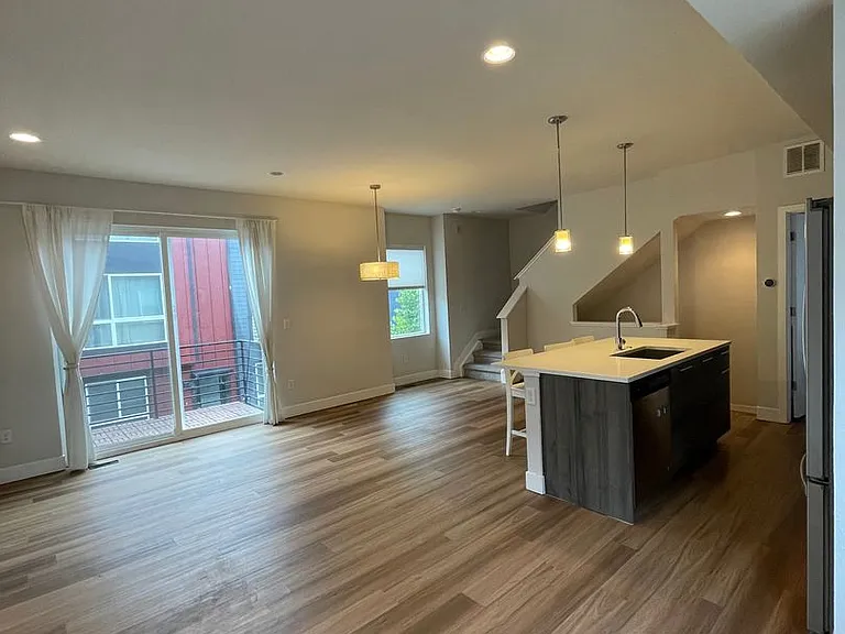 5552 W 10th Pl — Photo 13