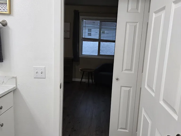 1225 1/2 Gregory Way — Photo 36