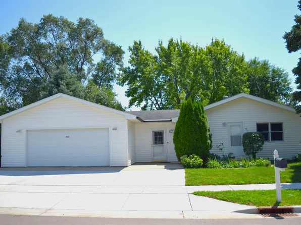 403 W 11th St, Canton, SD 57013