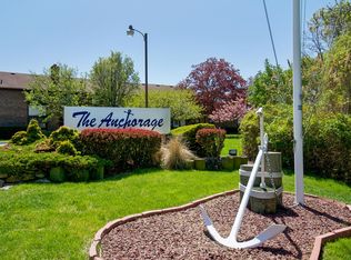 338 Mariners Way, Copiague, NY 11726