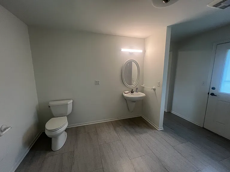 8507 Penn Cir — Photo 27