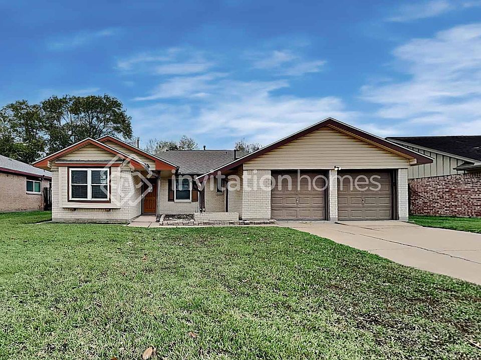 1st image of 801 Newport Blvd