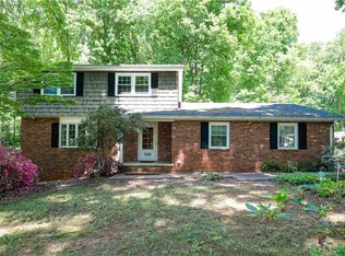 5421 Foxdale Dr, Winston Salem, NC 27103