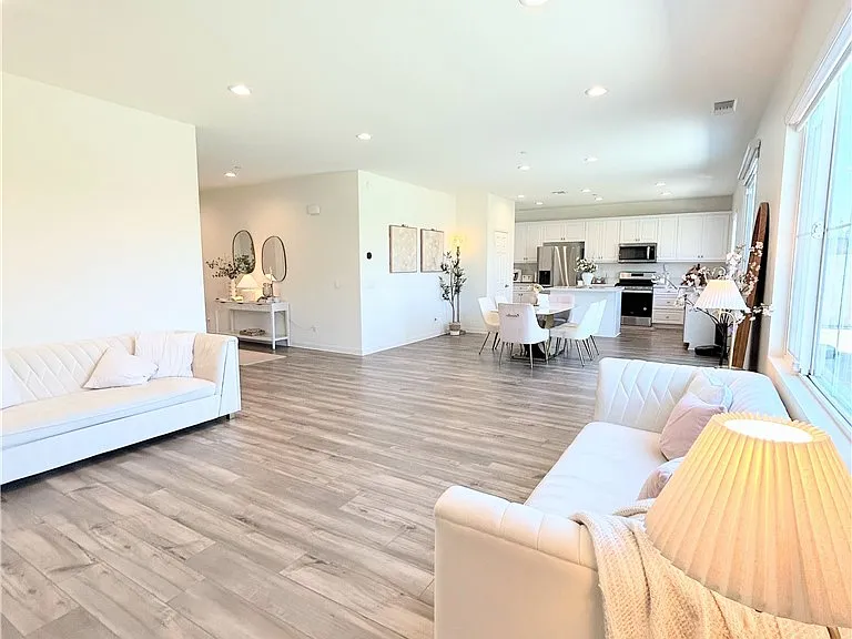 9677 Mondrian Ln — Photo 11
