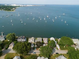 31 Newport Ave, North Kingstown, RI 02852