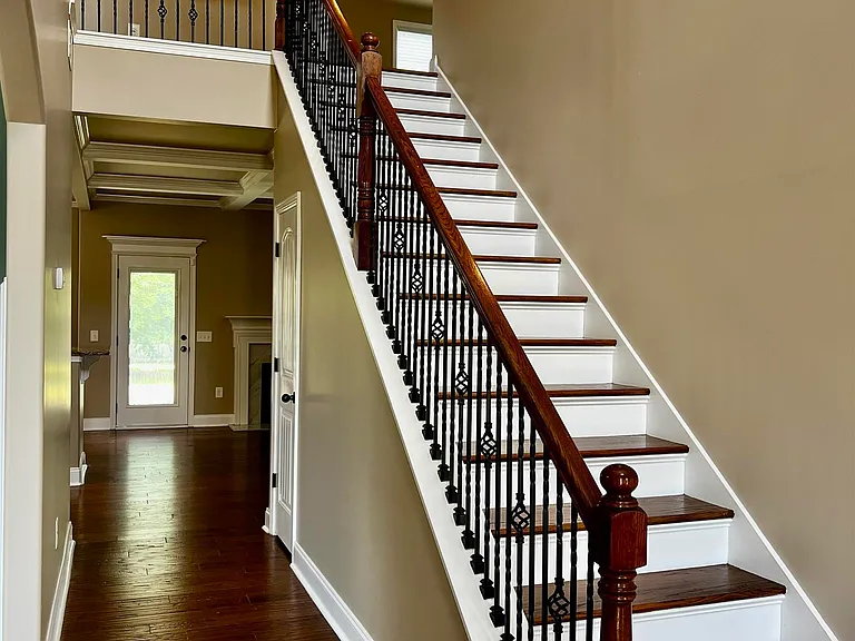 208 Black Hawke Ln — Photo 4