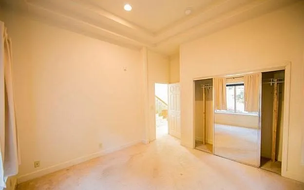 910 Alvarado Rd — Photo 18