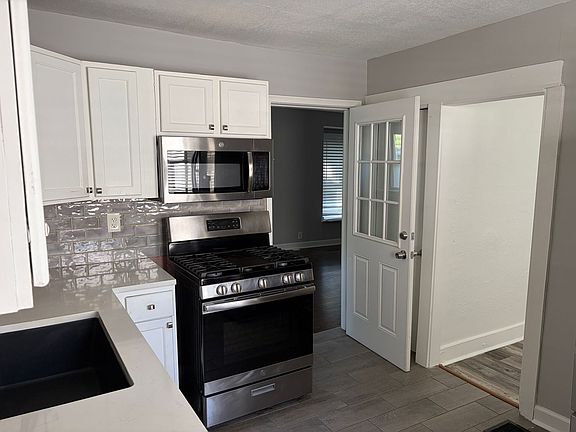 5th image of 1410 W College St