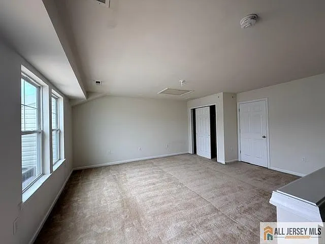 338 South Dr — Photo 13