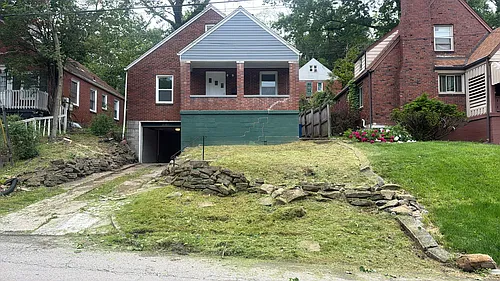 2181 Village Dr Photo 1