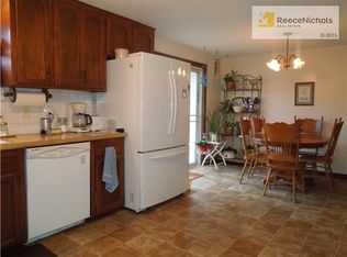 10515 W 57th St, Shawnee, KS 66203