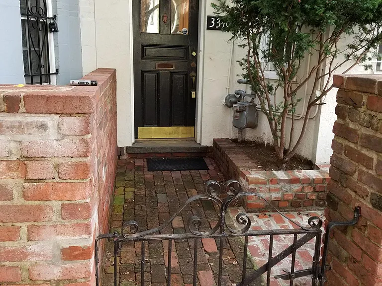 3340 Prospect St NW — Photo 3