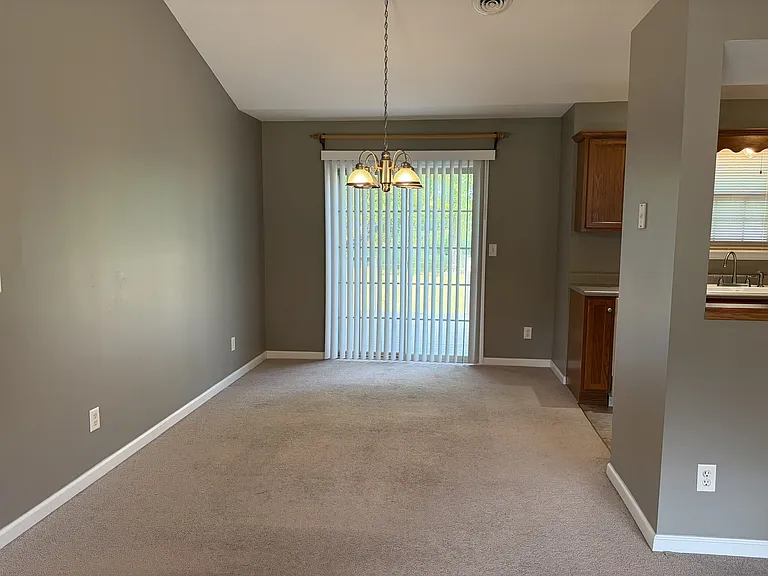 1721 E Telegraph Hill Rd — Photo 6