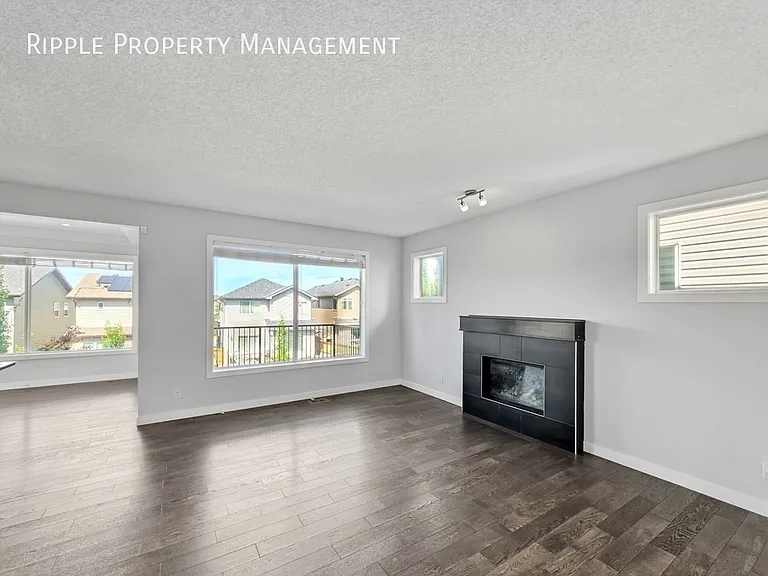 118 Panora Ct NW — Photo 5