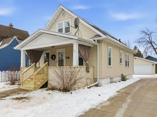 208 Center St, Neenah, WI 54956