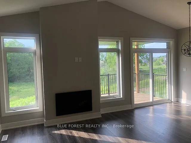 10 McPherson Ct #2 — Photo 10