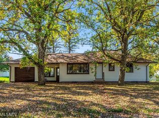 102 6th Ave SW, Crosby, MN 56441