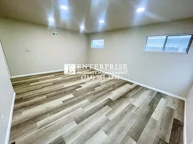 4 bed, 3.0 bath, 2200 sqft, $3,850 — Photo 2