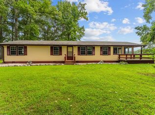 87 McCormick Dr, Reedville, VA 22539